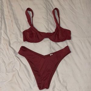 Abercrombie & Fitch matching ribbed swim suit SIZE: M/S